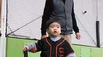 이종범, 손자 야구선수 만들기 특훈 돌입…배트만 잡아도 광대승천 (슈돌)