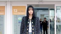 혜리, 금장 버튼 트위드…‘인간 발망’ 아우라 [포토]