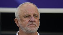 중동 전쟁 여파에 발 묶인 이라크 대표팀…월드컵 눈앞인데 비행기도 못 탄다, 감독 “FIFA 플레이오프 연기해 달라” 긴급 요청