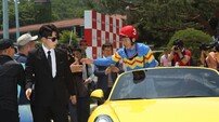 [경마]“아홉수 넘어 기록으로… 기수 승수 기록의 세계”