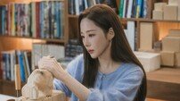 ‘뭘까 싶더라’… ‘세이렌’ 감독 주특기 나왔다