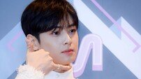 ‘200억 탈세 의혹’ 차은우, 논란 속 日 사진전 개최…군 복무 중 첫 행사 [SD이슈]