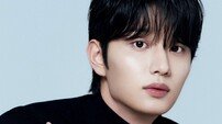 ‘순수와 데카당스’ 2001년생 김재원의 발견