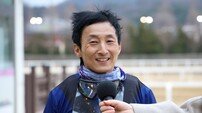 한국경마 네 번째 1000승 기수 탄생…김용근 기수, 데뷔 21년만의 금자탑