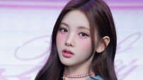 베이비돈크라이 이현 “신곡 듣고 월말평가 떠올라…달콤 씁슬한 기억”