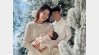 이시영 “못 참아”…기지도 못하는 딸, 매일 옷 산다