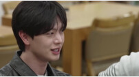 육성재 “연상 걸그룹이 연락”…아이돌 시절 썸 고백