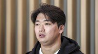 ‘마지막 도전’ 고우석, 마이너 첫 경기 ‘볼넷 3개 3실점→팀 역전패’
