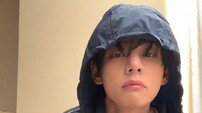 방탄소년단 뷔, 무대 뒤 모습까지 다 풀렸다