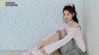 “인간 벚꽃 그 자체”…아이브 이서, 설렘 유발 비주얼 [화보]
