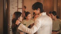 아이유♥변우석 사이 이 정도?…“서로의 구원자” (21세기 대군부인)
