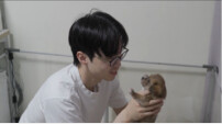 이강태, 동물 28마리와 산다…더 커진 ‘강토피아’ 일상 공개 (전참시)
