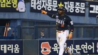‘웰컴 페라자’ 567일 만에 KBO 복귀포 작렬!…불방망이 한화, 3연패 탈출 [SD 잠실 스타]