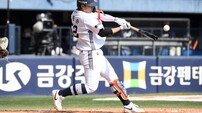 ‘연이틀 실책에’ DH로 배려한 사령탑…2년차 박준순, 두산 4연패 끊은 결승포+4안타로 응답 [SD 잠실 스타]