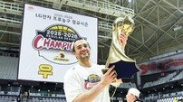 ‘리바운드 장인+수비전술 핵심’ 대체불가 마레이의 가치 [LG 정규리그 우승]