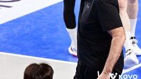 [SD 천안 인터뷰] “기폭제가 된 것 같다” 2차전 판정 논란의 분노를 동력으로…현대캐피탈 블랑 감독  3차전 완승으로 반격 신호탄