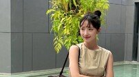 표예진, SNS 속 ‘피델백’으로 완성한 포엣코어 스타일링