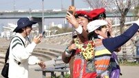 유재석, 변우석 보호령 발동 “다들 흩어져!” (놀뭐)