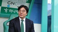 [SD 대전 인터뷰] 연패 끊어야 할 황선홍 대전하나 감독, “상대의 전방 압박, 실수 주의”…연승 원하는 정경호 강원 감독, “전방 압박으로 승부수”
