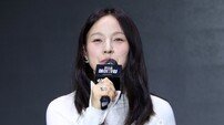이효리, 오늘(12일) 부친상…이상순과 함께 빈소 지켜