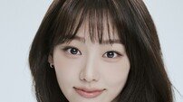 청초함부터 성숙함까지…강미나, 무한 스펙트럼 담아낸 새 프로필