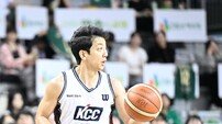 ‘그만큼 간절하다’ 알바노 막아서는 허훈의 달라진 수비 에너지…정규리그 6위로 첫 우승 노리는 슈퍼팀 KCC의 또 다른 동력