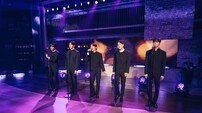 몬스타엑스, K팝 가수 최초 출연→6년 만 ‘켈리 클락슨 쇼’ 활약