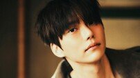 정현규, 감각적인 비주얼…“새로운 활동 예고”