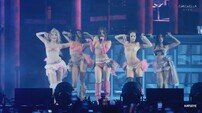 캣츠아이 코첼라 하이라이트 장식하며 ‘차세대 팝 아이콘’ 우뚝
