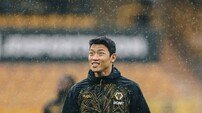 황희찬 뛰는 울버햄턴, 시즌 종료 전 강등 확정…향후 거취에도 관심 집중