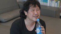 육중완, 모닝 소주+구멍 난 내복…역대급 자연인 일상 (동상이몽2)
