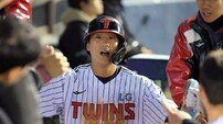 “2~3일은 계속 기회 준다” 시속 158㎞를 때린 LG 송찬의…외야 화력에 힘 보탠다