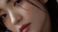 김태리, 세련미부터 정적인 우아함까지…도화지 같은 매력 [화보]