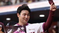 굿바이 홈런왕…박병호가 성남고 박병호에게 “쉽지 않았어. 잘 참고 이겨냈다”