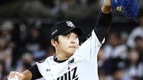 “잡고 싶었지?” 시즌 첫 블론 세이브 남긴 박영현 향한 이강철 KT 감독의 헤아림