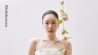 김연아, 완전히 자리잡은 쌍꺼풀…슬릭번 동양美 감탄만 [화보]