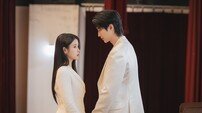 ‘대군부인’ 아이유♥변우석, 계약결혼 넘어 진짜 사랑…설렘 폭발