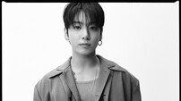 BTS 정국, 美 아동 위인전 주인공 됐다…“15세에 세계적 스타덤”