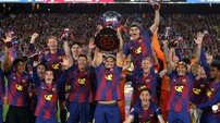 FC바르셀로나, 레알 마드리드전 2-0 승리로 라리가 2연패-통산 V29 달성…플릭 감독의 아버지의 영전에 우승컵 바쳤다!