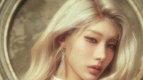 엑스러브(XLOV), 고전 명화 비주얼 완성…신보 콘셉트 포토