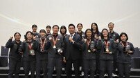 대한배드민턴협회, 4년 만의 우버컵 우승 가져온 대표팀에 포상금 1억4400만 원 전달