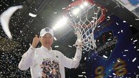 “마지막 소원은 감독으로 우승”…‘소통왕’된 KCC 11번, 선수-코치-감독 원클럽 우승 [SD 고양 리포트]