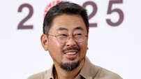 칸이 부르고 루이비통이 택했다…10년 만에 돌아온 ‘나홍진의 존재감’