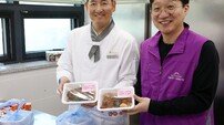 강원랜드, 셰프가 볶은 돼지갈비로 효도 플렉스