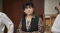 이정은 “오늘 자중 안해”…생애 첫 라이브 코미디 도전