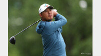 ‘2R 대약진’ 김시우, PGA 챔피언십 공동 9위 점프 ‘선두와 2타 차’