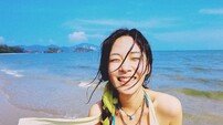 비비, 비키니 입고 엉덩이 부딪히며 ‘범파’…여름에 딱이네