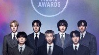 방탄소년단 美 3대 시상식 AMA 출격 ‘군백기 감안하면 대상 수성 도전’