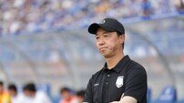 [SD 수원 인터뷰] 수원에 후반 추가시간 경기 내준 천안 박진섭 감독 “패배는 감독의 책임…다양한 득점원은 그나마 다행인 점”