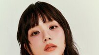 블랙핑크 지수, 앞머리 생기니 더 사랑스러워 [화보]
